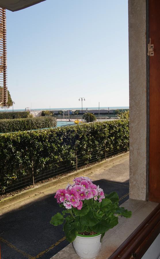 Appartamenti Diplomatic-Residence Fronte Mare-Piazza Torino-לידו די ג'סולו מראה חיצוני תמונה