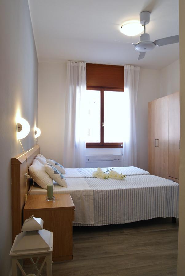 Appartamenti Diplomatic-Residence Fronte Mare-Piazza Torino-לידו די ג'סולו מראה חיצוני תמונה